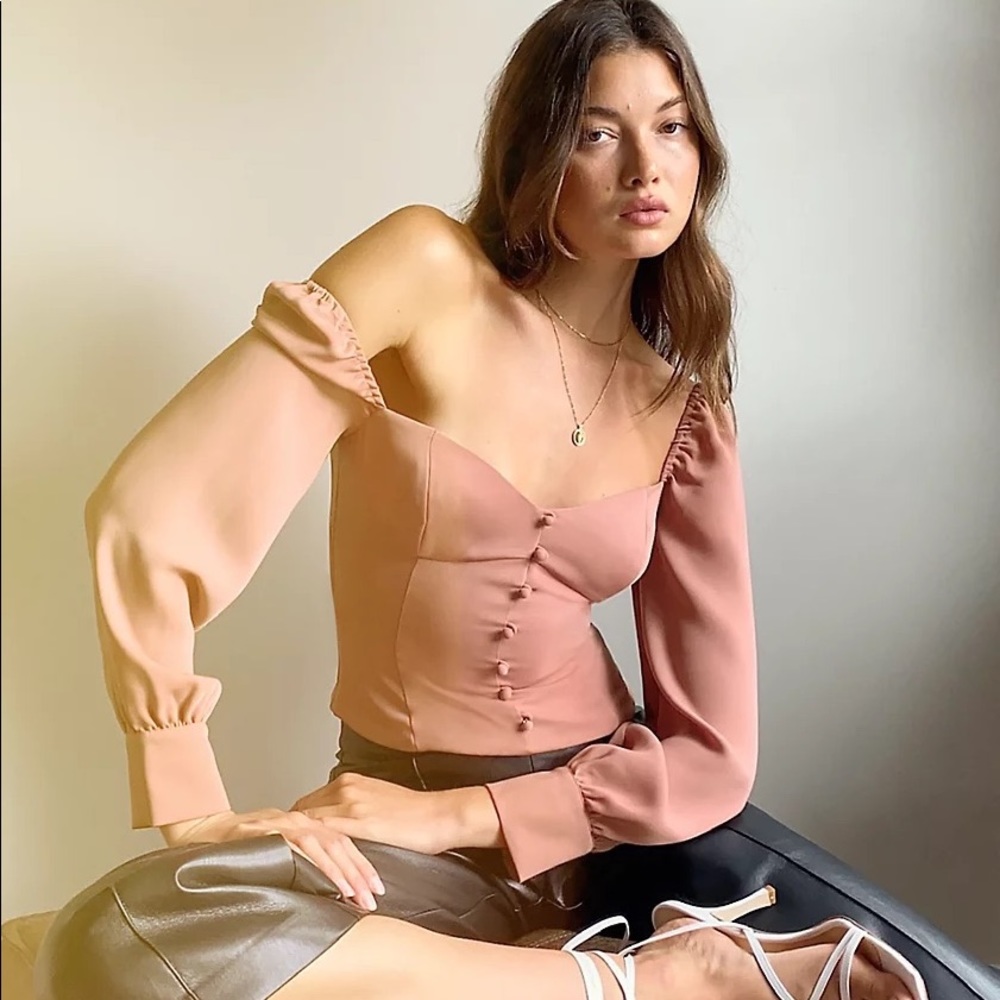 Aritzia Tulum Blouse